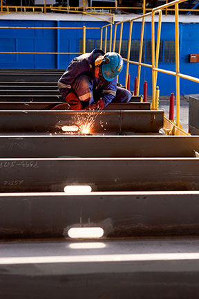 Workers comp lawyers in Pompano Beach There are Pompano Beach attorneys who represent workers who are hurt on the job.